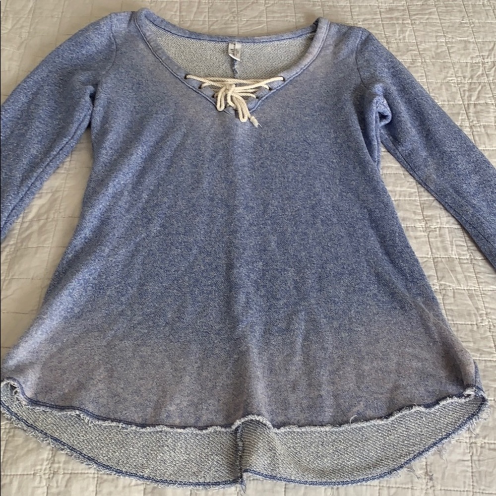3 for $10🎁 Women’s plush and lush pullover